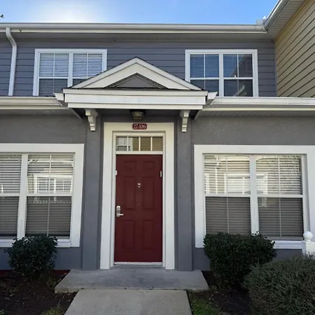 3 Bedroom 2 Bathroom Villas At Sevendwarfs 27-106